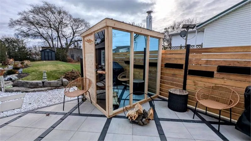 9 × 5.5 Cube Sauna